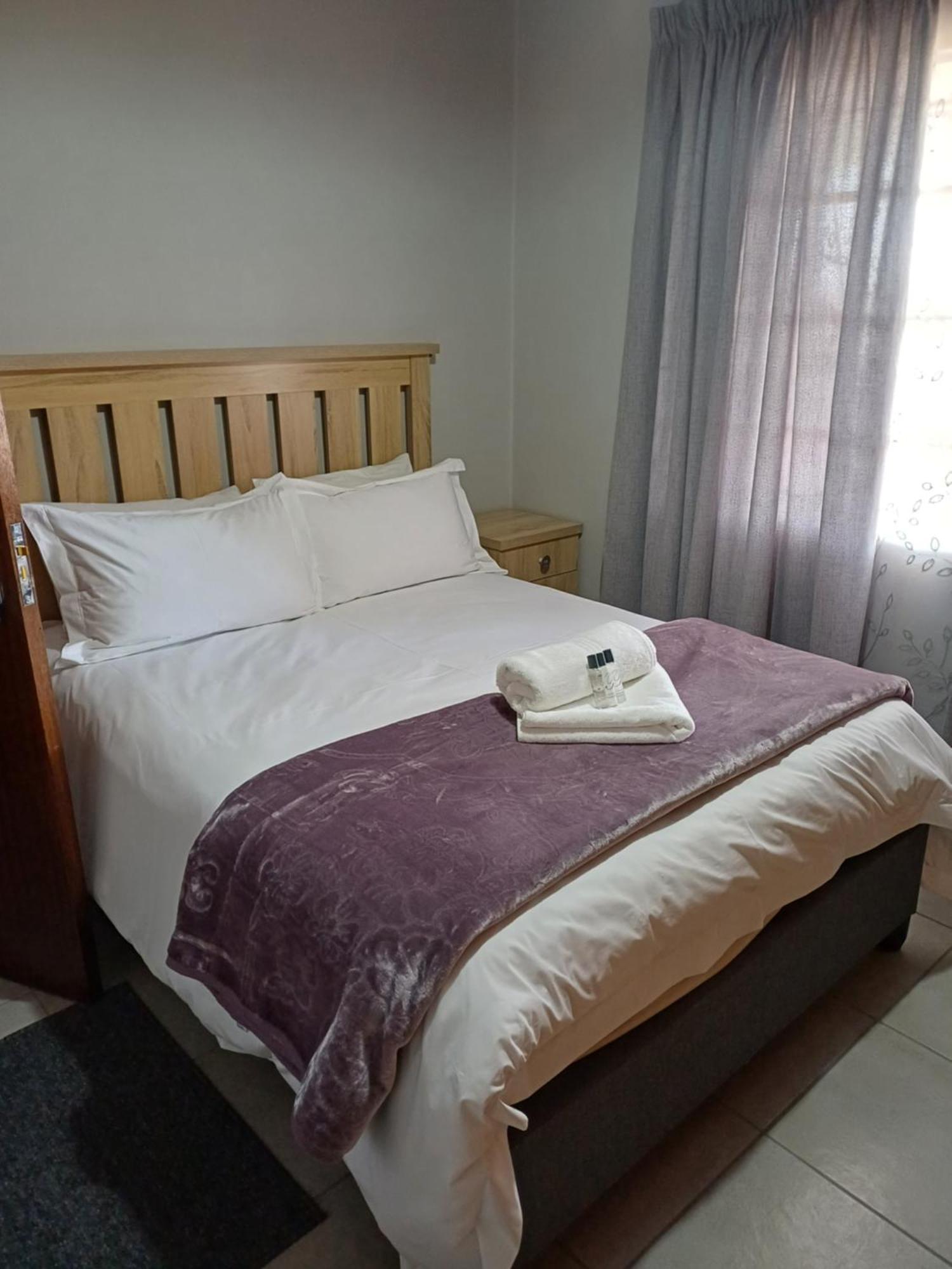 Augrabies De Oude Stoor Guesthouse Kültér fotó