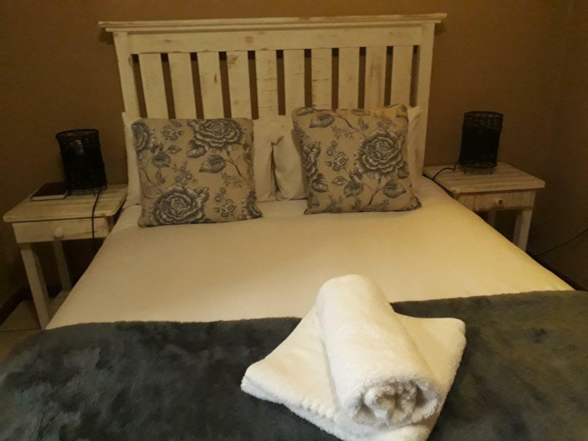 Augrabies De Oude Stoor Guesthouse Kültér fotó